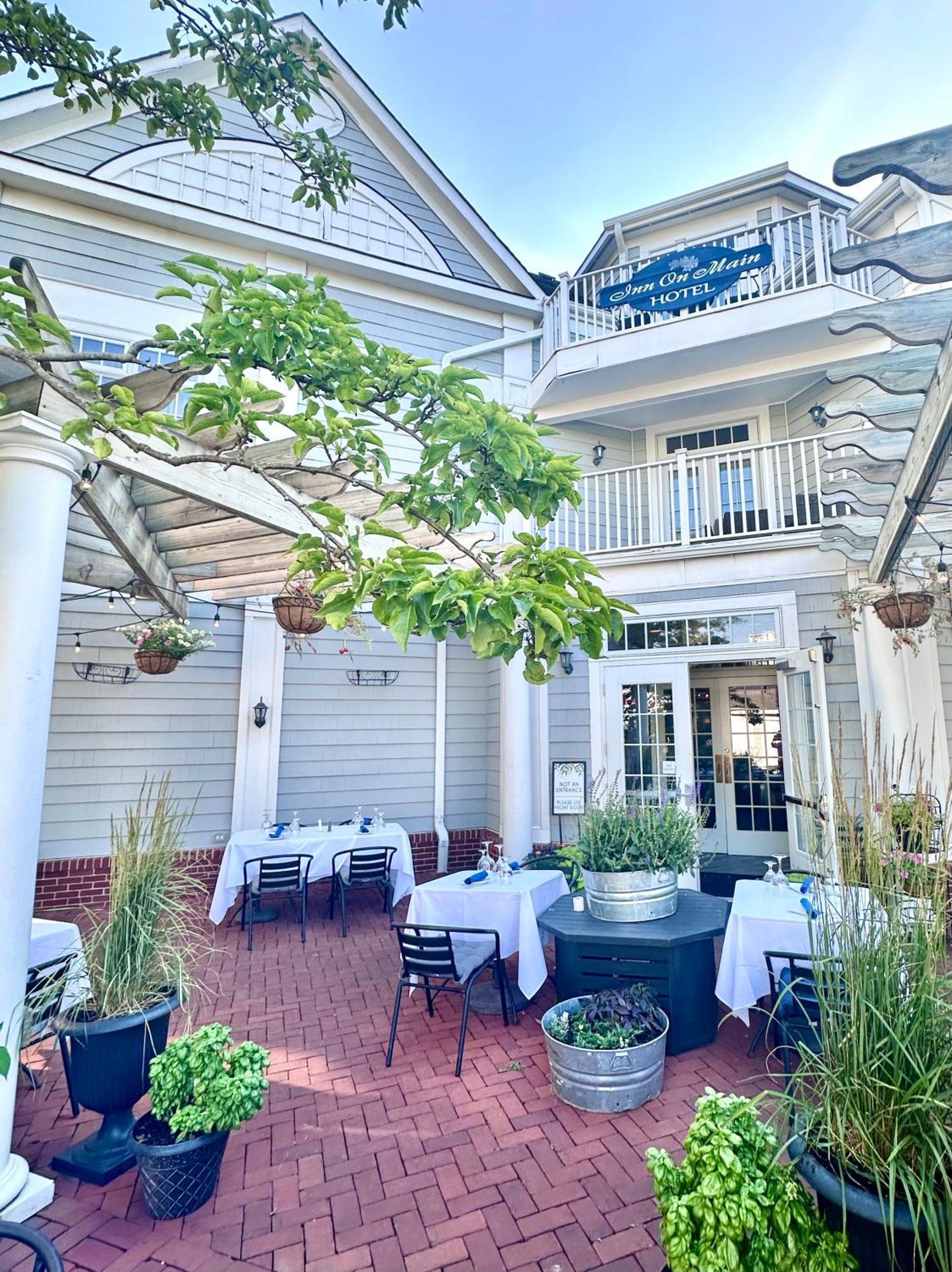 Inn On Main Hotel Manasquan Exterior photo